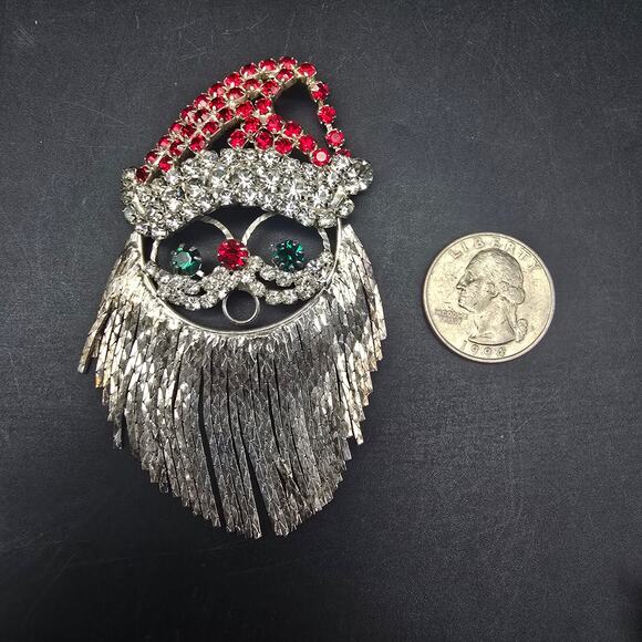 Rhinestone Santa Face Brooch with Silver Tone Chain Beard Vintage Jewelry - Picture 2 of 5